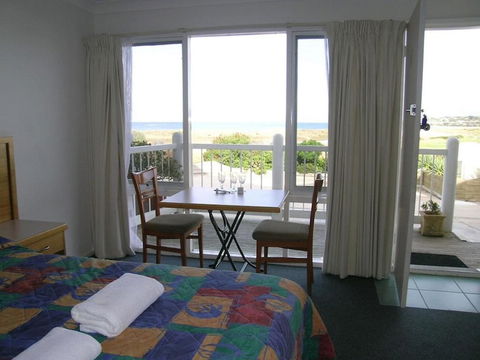 A Great Ocean View Motel - Tourism Adelaide 4