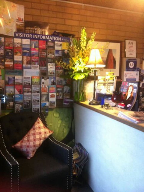 Parkwood Motel And Apartments - Tourism Adelaide 5