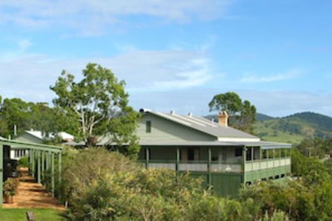 Amamoor Lodge - Tourism Adelaide 0