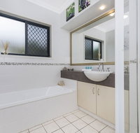Oceania Beach Paradise - Tourism Adelaide