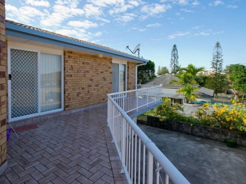 1/6 Convent Lane - Tourism Adelaide 0