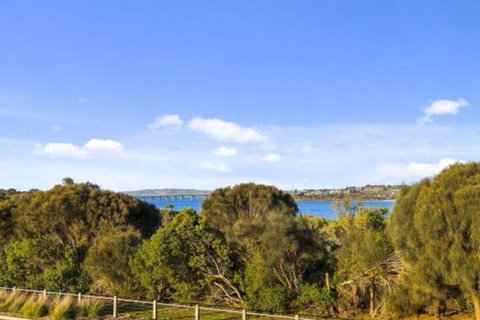 Bunya By The Sea - Tourism Adelaide 2