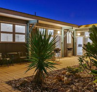 Getaway Villas Unit 38 11 1 Bedroom Self Contained Accommodation - Tourism Adelaide