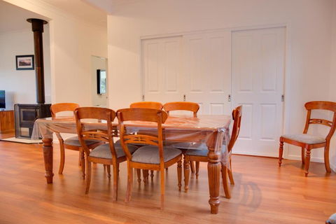 Sapphire Cottage - Tourism Adelaide 1