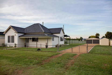 Sapphire Cottage - Tourism Adelaide 4