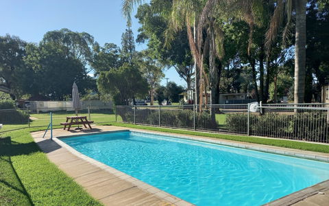 Young Tourist Park - Tourism Adelaide 1