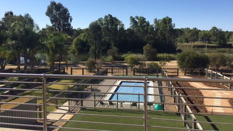 The Anchorage By The Lake - Tourism Adelaide 3