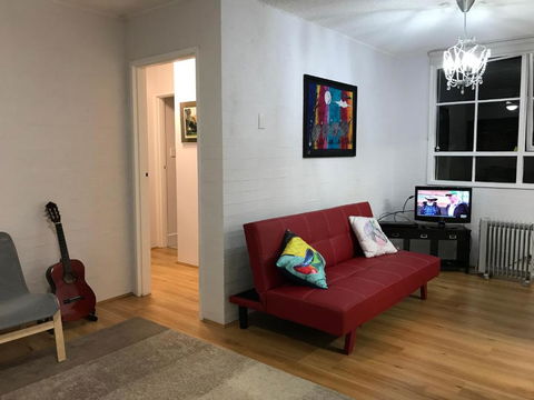 Santa Monica Apartment - Tourism Adelaide 4