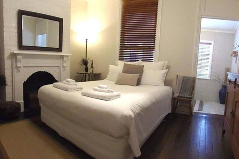 YSG The Edward Townhouse 157 Steps To Town - Tourism Adelaide 3