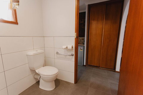 Donald Motor Lodge - Tourism Adelaide 2