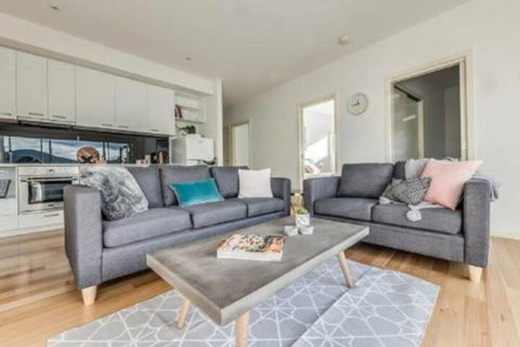 Marina View Apartment - Tourism Adelaide 0