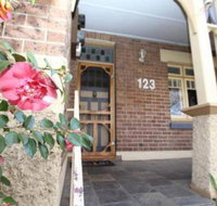 123 Hill St. Heart of Orange Double Brick - Tourism Adelaide
