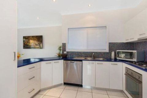 Moorings B Great Holiday Property In The Heart Of Town. - Tourism Adelaide 6