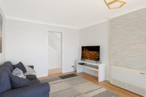 31 McMillan Crescent - Tourism Adelaide 7