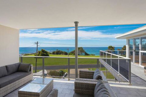 31 McMillan Crescent - Tourism Adelaide 2
