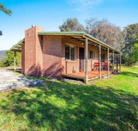 Braeside Cabin Two Alphitonia - Tourism Adelaide