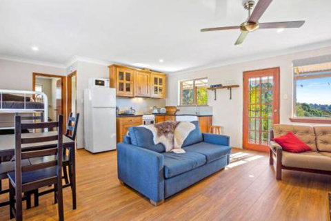 Braeside Cabin Two Alphitonia - Tourism Adelaide 5