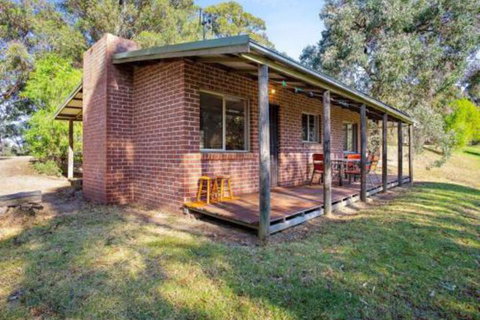 Braeside Cabin Three Parsonsia - Tourism Adelaide 6
