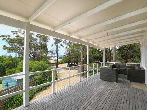 DROMANA BEACH SHACK... - Tourism Adelaide 6