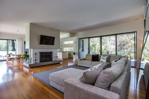 Kalina Retreat Tennis & Pool - Tourism Adelaide 4