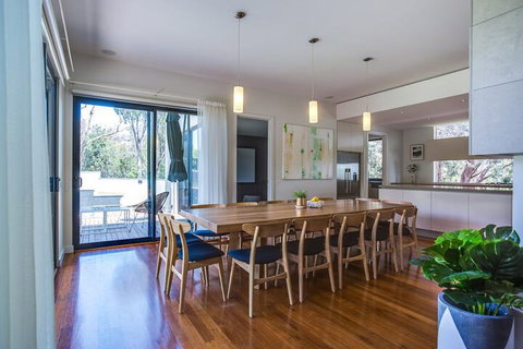 Kalina Retreat Tennis & Pool - Tourism Adelaide 1