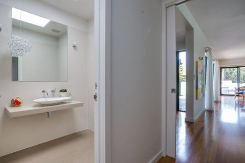 Kalina Retreat Tennis & Pool - Tourism Adelaide 2