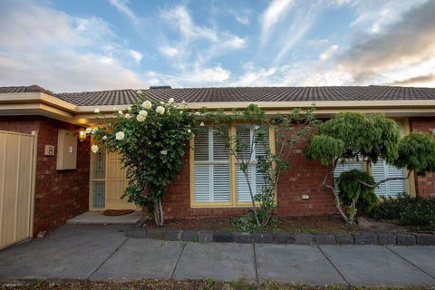 Quiet & Peaceful 3bed2bath Home @keilor Downs - Tourism Adelaide 1
