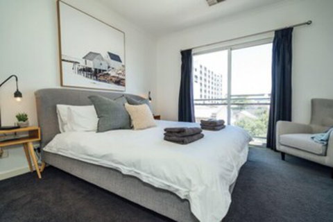 Nirvana On Gray Netflix WiFi Nespresso & More - Tourism Adelaide 0