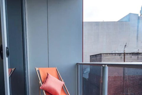 Paradiso On Bent Netflix Wifi City Life - Tourism Adelaide 2