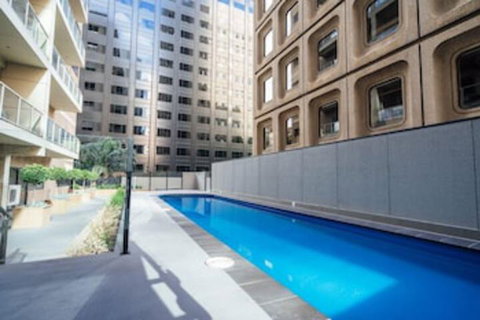 Serene On Grenfell Pool Wifi Nespresso Netflix - Tourism Adelaide 0
