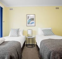 Spacious Comfortable Home in Wheelers Hillpool - Tourism Adelaide