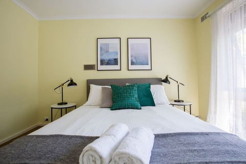 Spacious Comfortable Home In Wheelers Hill+pool - Tourism Adelaide 1