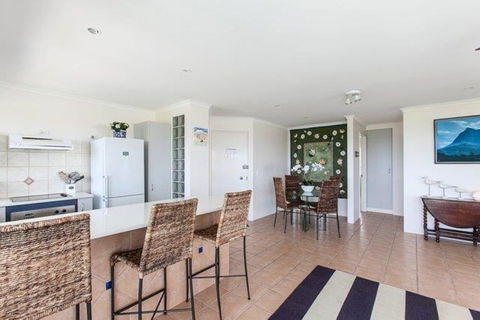 Home Away From Home With Sweeping Ocean Views Unit 12 60 Peregian Esplanade - Tourism Adelaide 1