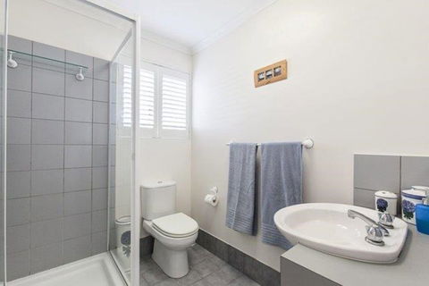 Home Away From Home With Sweeping Ocean Views Unit 12 60 Peregian Esplanade - Tourism Adelaide 2