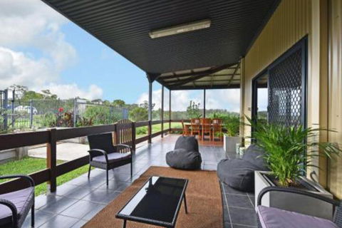 Kelman Cottage Tucked Away With Pool + Native Wildlife - Tourism Adelaide 4