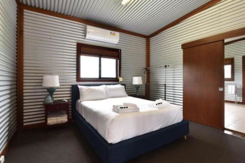 Kelman Cottage Tucked Away With Pool + Native Wildlife - Tourism Adelaide 3