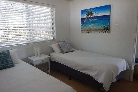 Unit 2 At 4 Pelican Street, Peregian Beach, Noosa Area - Tourism Adelaide 6