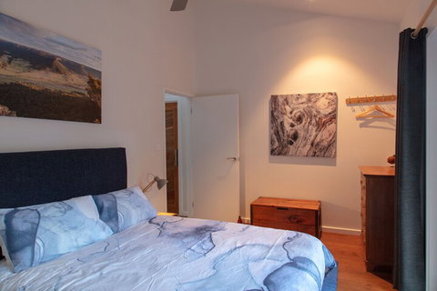 Ducknow On Braeside - Tourism Adelaide 4