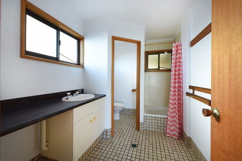 Sun Ray - 9 Pelican Street, Peregian Beach, Noosa Shire - Tourism Adelaide 3