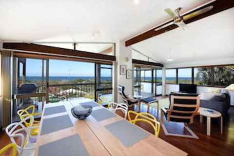 Sun Ray - 9 Pelican Street, Peregian Beach, Noosa Shire - Tourism Adelaide 0