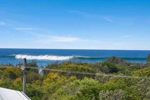 Unit 3 At 4 Pelican Street, Peregian Beach, Noosa Shire - Tourism Adelaide 7