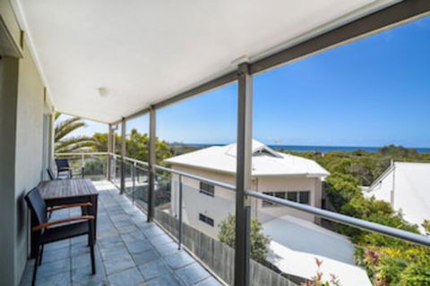Unit 3 At 4 Pelican Street, Peregian Beach, Noosa Shire - Tourism Adelaide 0