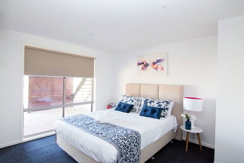 Paradise Waters - Yarrawonga - Tourism Adelaide 2