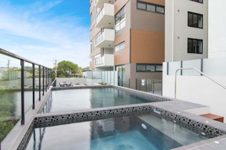 Maroochydore QLD Tourism Adelaide