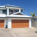 Relax At Pacific 1 / 26 Pacific Avenue Private Duplex With Enclosed Yard - Tourism Adelaide 0