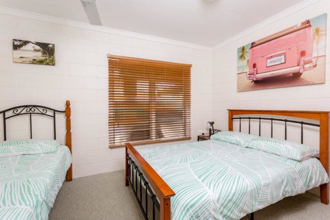 14 Double Island Drive Rainbow Beach Large Holiday House With PoolPets Welcome Free Wi Fi - Tourism Adelaide 6