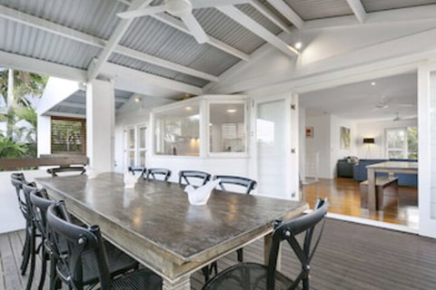 Stunning Sunshine Beach House In Prime Location 31 Ferguson Street - Tourism Adelaide 0