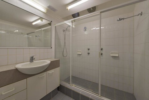 Osprey Holiday Village Unit 108 Serene 3 Bedroom Holiday Villa With A Pool In The Complex - Tourism Adelaide 3