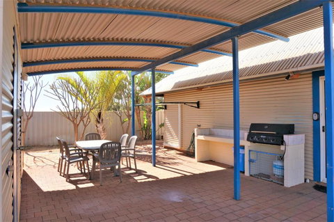 Osprey Holiday Village Unit 108 Serene 3 Bedroom Holiday Villa With A Pool In The Complex - Tourism Adelaide 2
