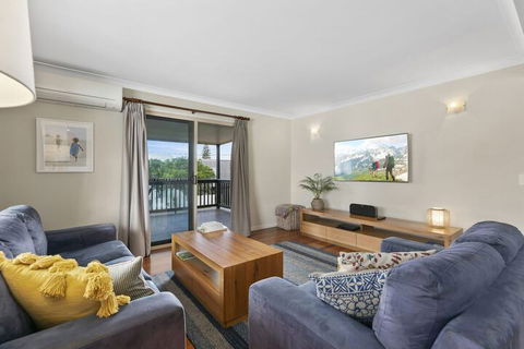 Sundance Pet Friendly Beach House In Peregian! 59 Lorikeet Drive - Tourism Adelaide 2